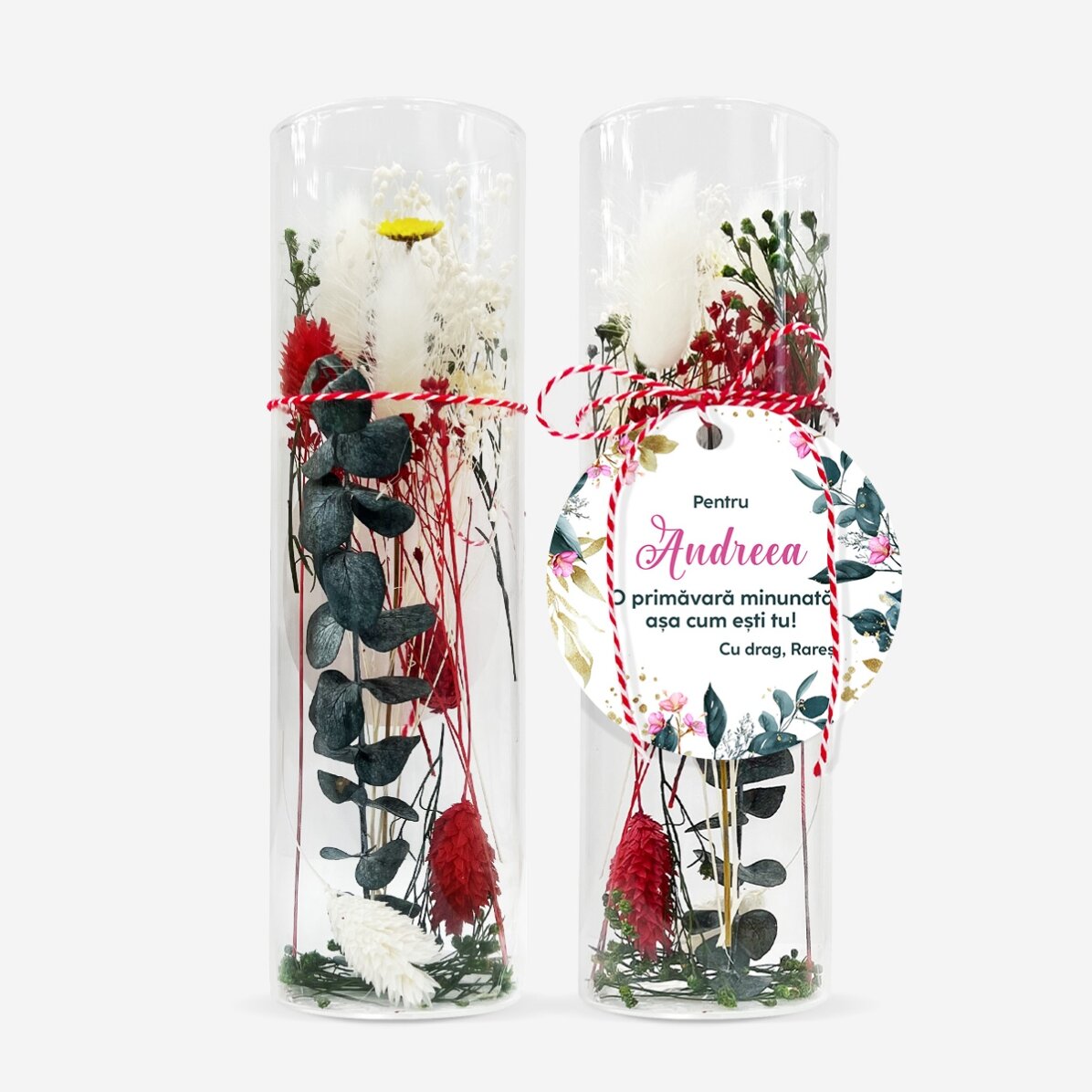 Martisor-Dekoration aus Glas mit konservierten Blumen, individuell mit einer Botschaft gestaltet – M