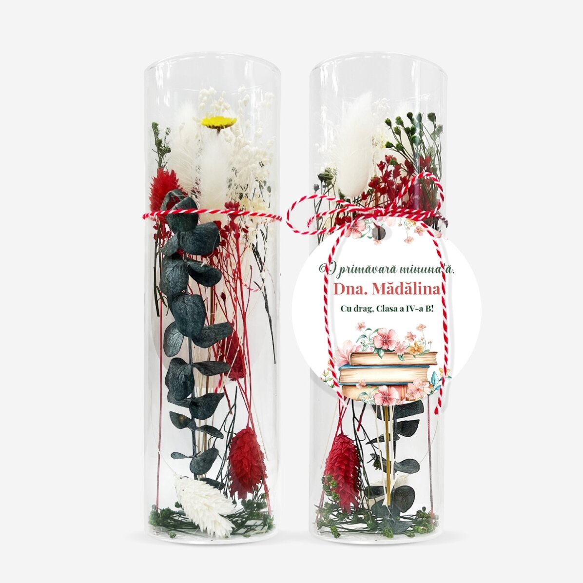 Martisor-Dekoration aus Glas mit konservierten Blumen, individuell gestaltet mit einer Botschaft für