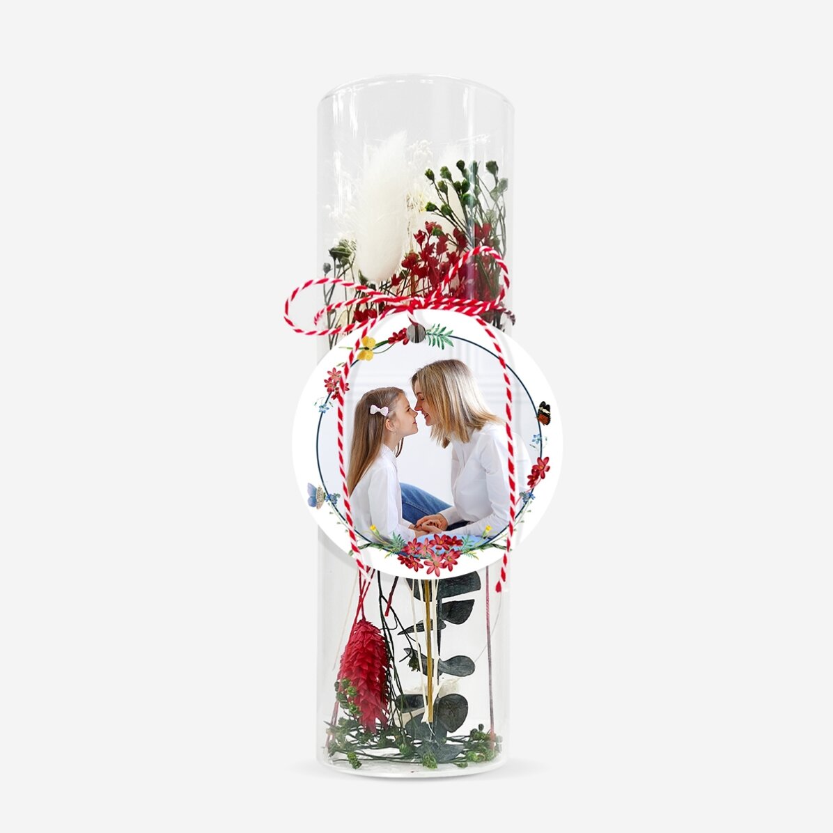 Martisor-Dekoration aus Glas mit konservierten Blumen, individuell mit einem Foto gestaltet