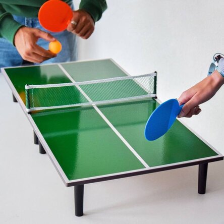 Miniatur-Tischtennistisch