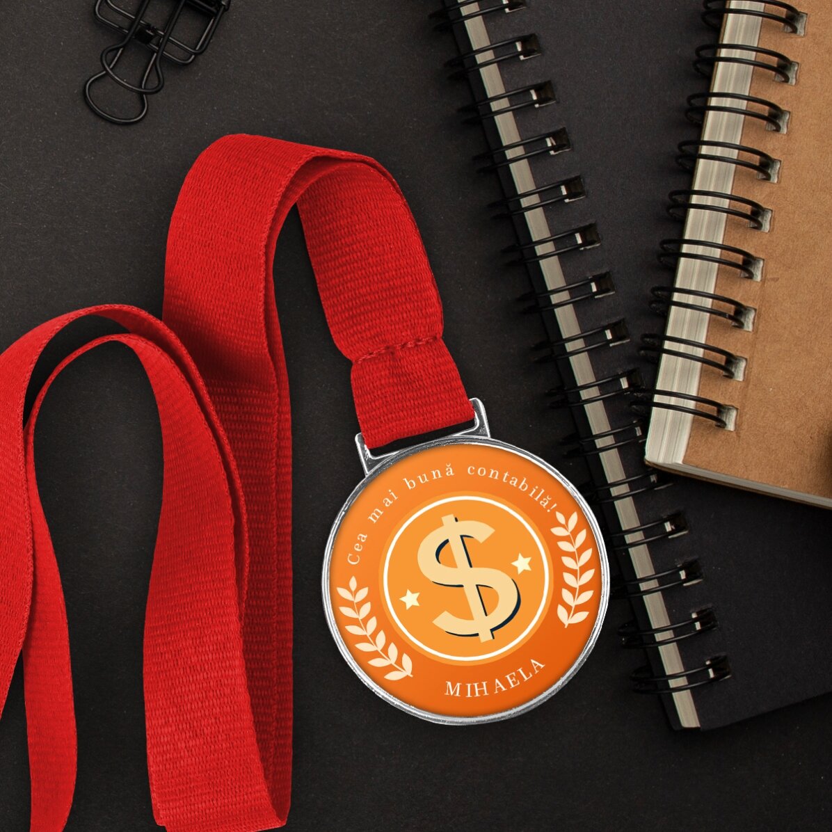 Personalised medal with message - Accountant