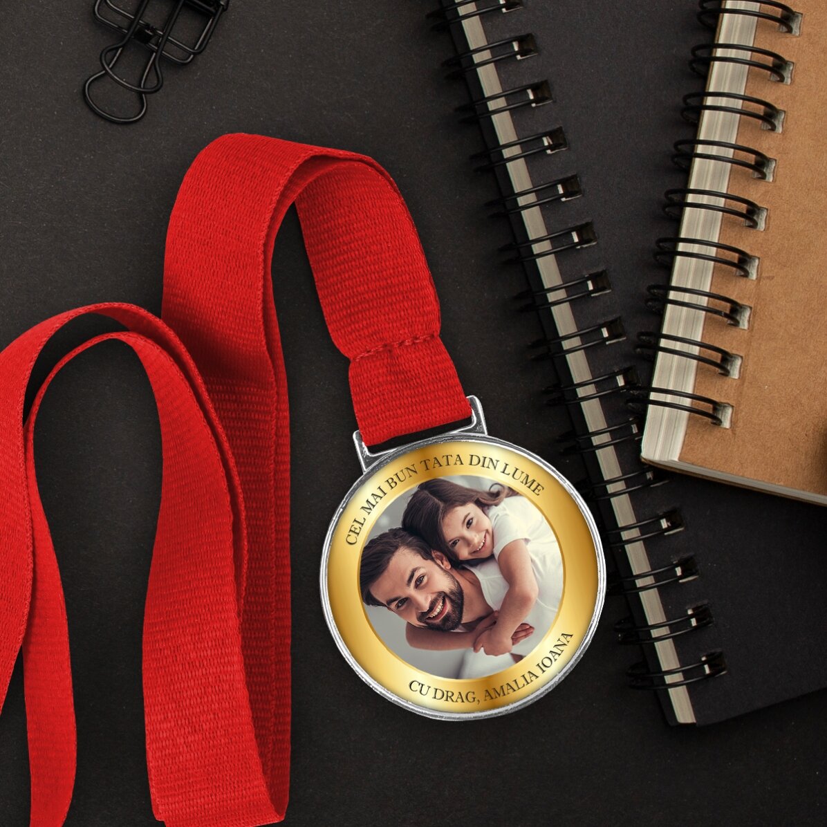 Personalisierte Medaille mit Foto und Text