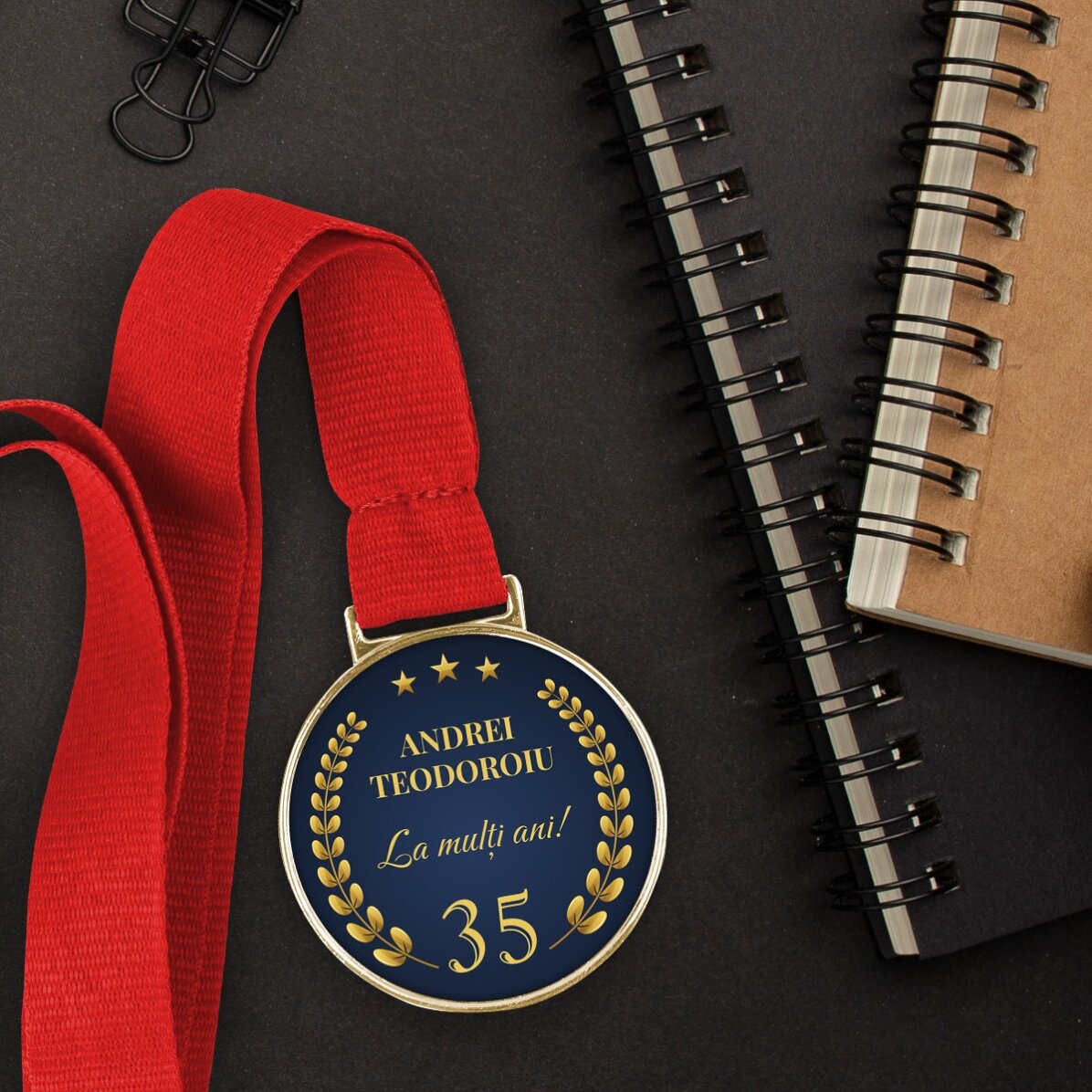 Personalisierte Medaille mit Text – Jubiläum