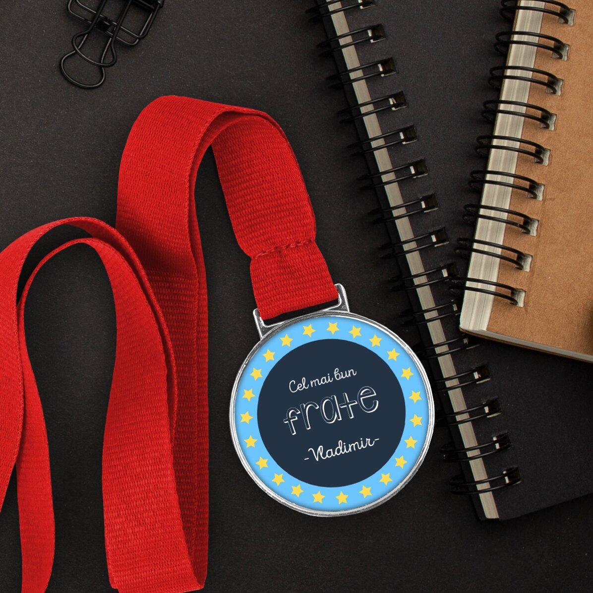Personalised medal with text - The best
