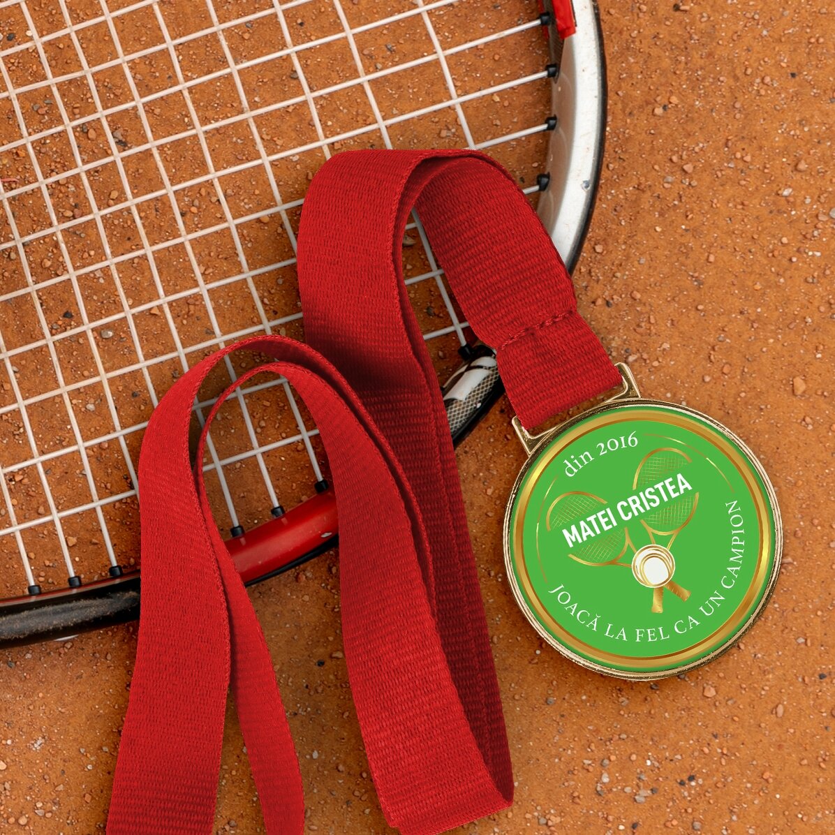 Personalisierte Medaille mit Text – Tennis