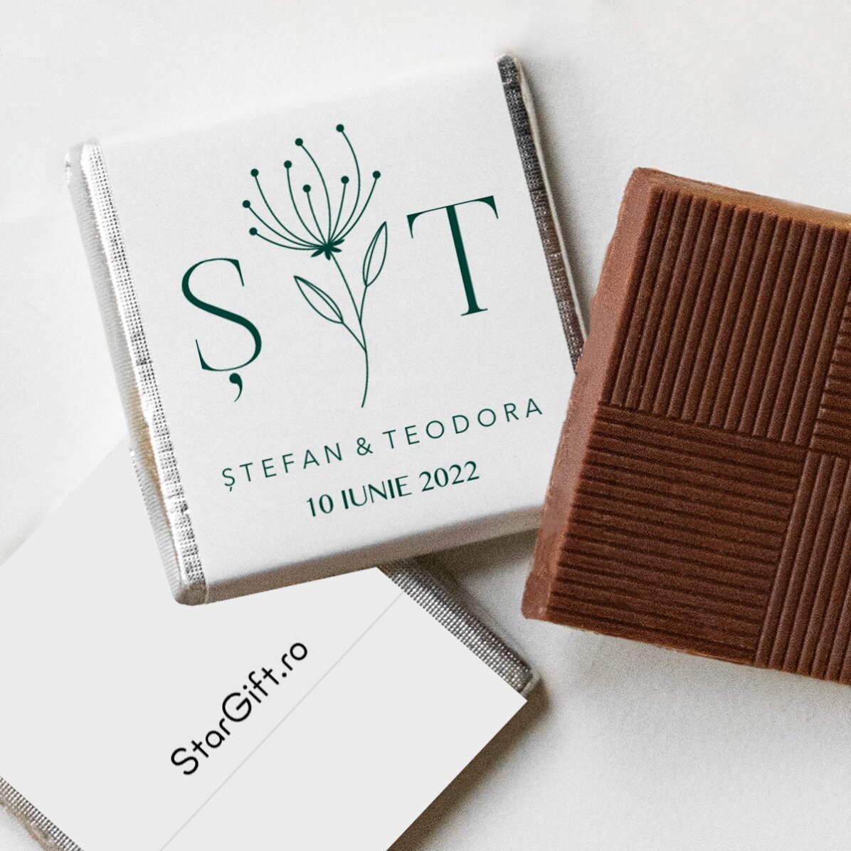 Personalisierte Mini-Schokoladenpralinen als Hochzeitsgeschenk mit Text – Elegant