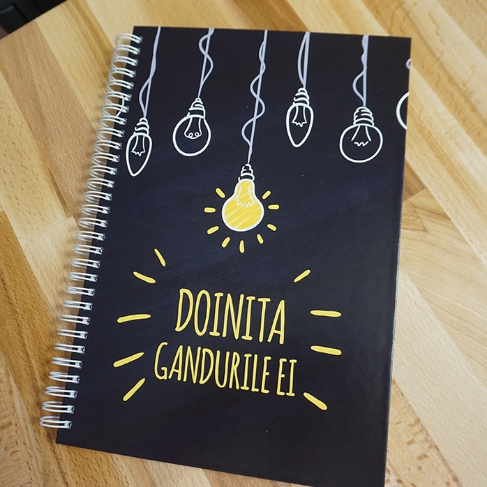 Personalisiertes Notizbuch – Bright Ideas