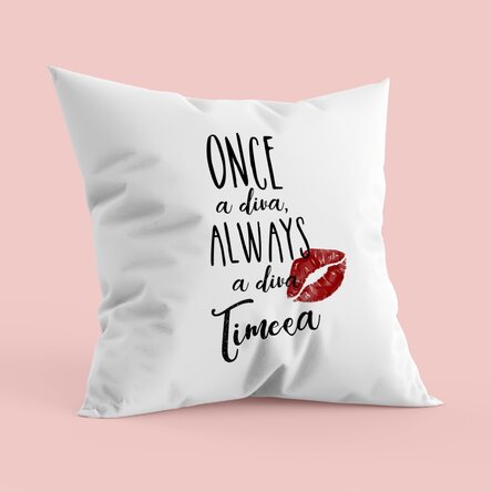 Personalisiertes Kissen mit Text – Diva