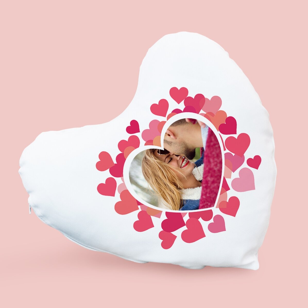 Personalisiertes Kissen in Herzform mit einem Foto – rosa Herzen