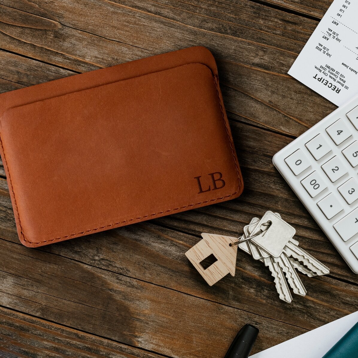 Personalisierte Lederbrieftasche mit Initialen
