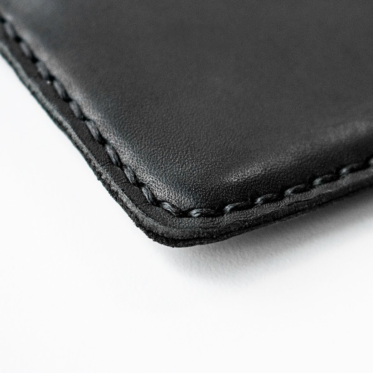 Personalisierte Lederbrieftasche mit Botschaft – Pass auf!