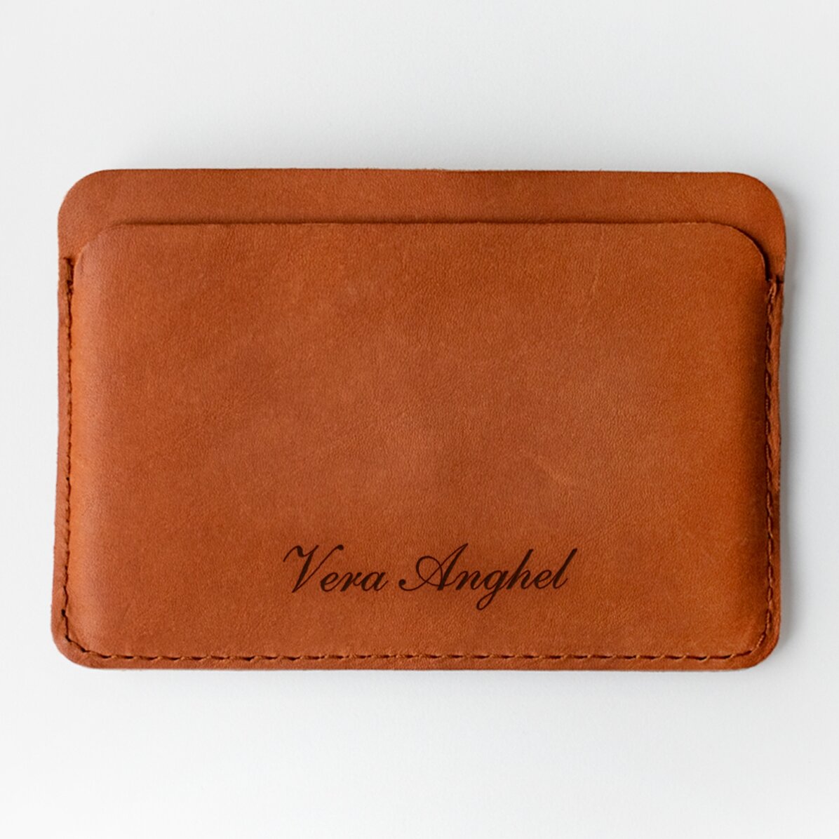 Personalisierte Lederbrieftasche mit Namen in der Mitte