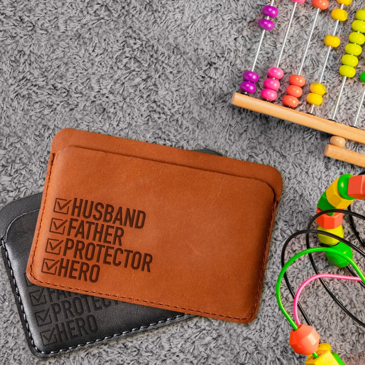 Personalisierte Lederbrieftasche mit Schriftzug – HERO
