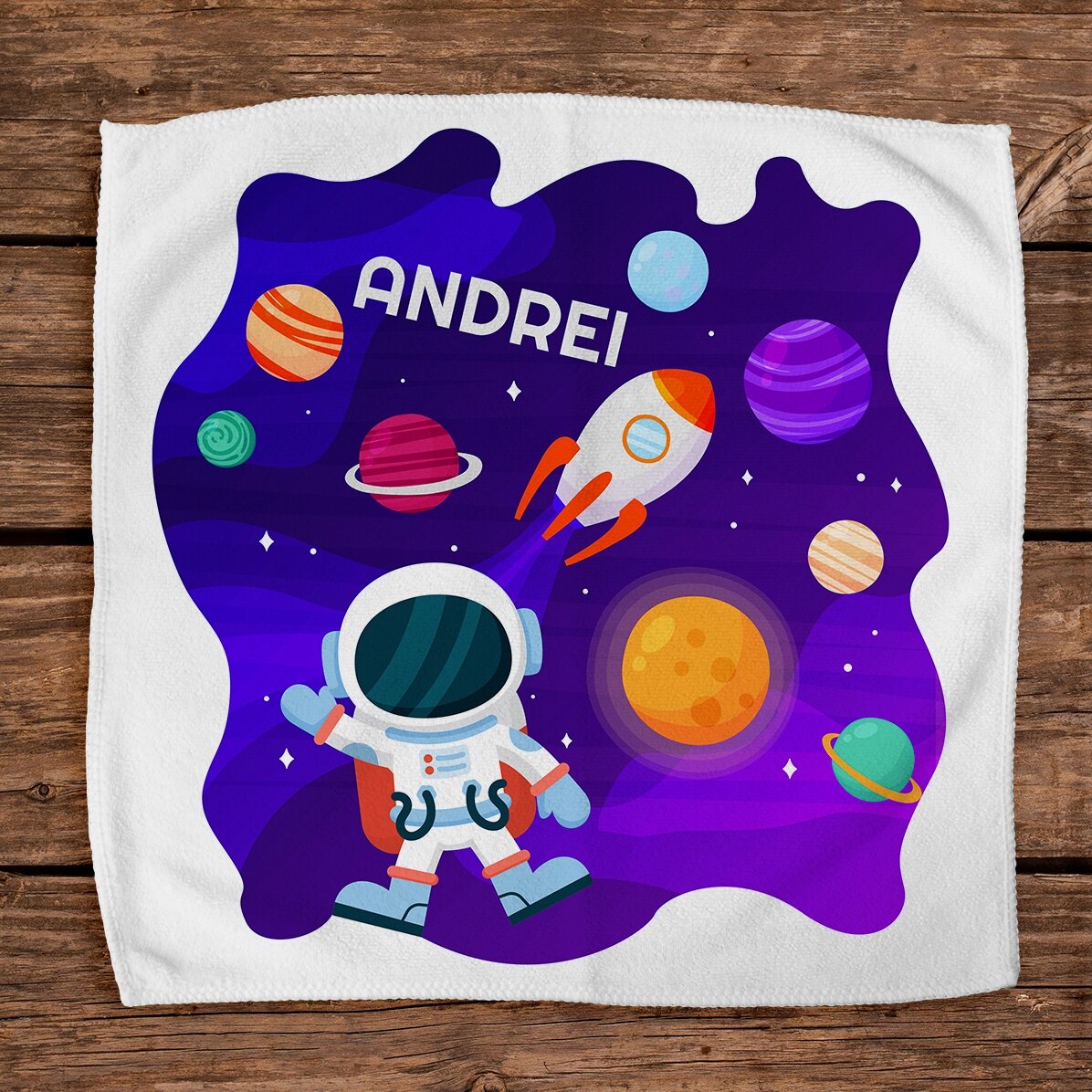 Personalisiertes Handtuch mit Aufdruck – Space