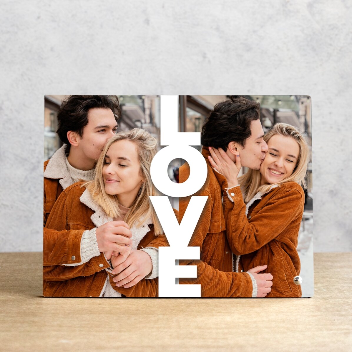 Personalisierter Fotorahmen für den Schreibtisch mit 2 Fotos – LOVE