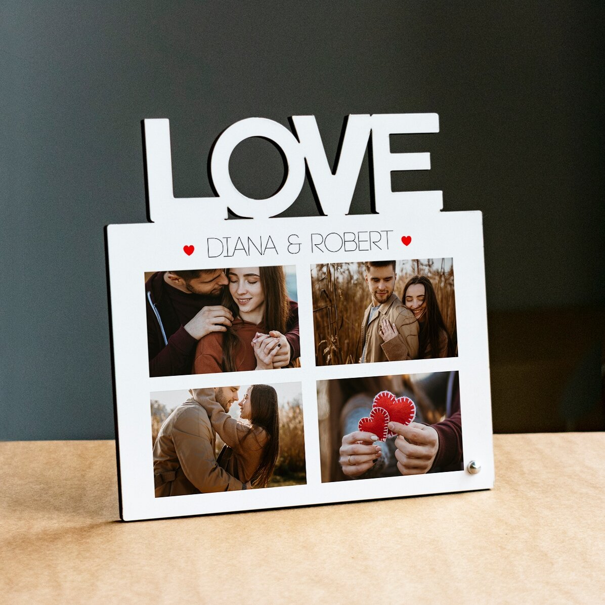 Personalisierter Fotorahmen für den Schreibtisch mit 4 Fotos und Text – Modell LOVE