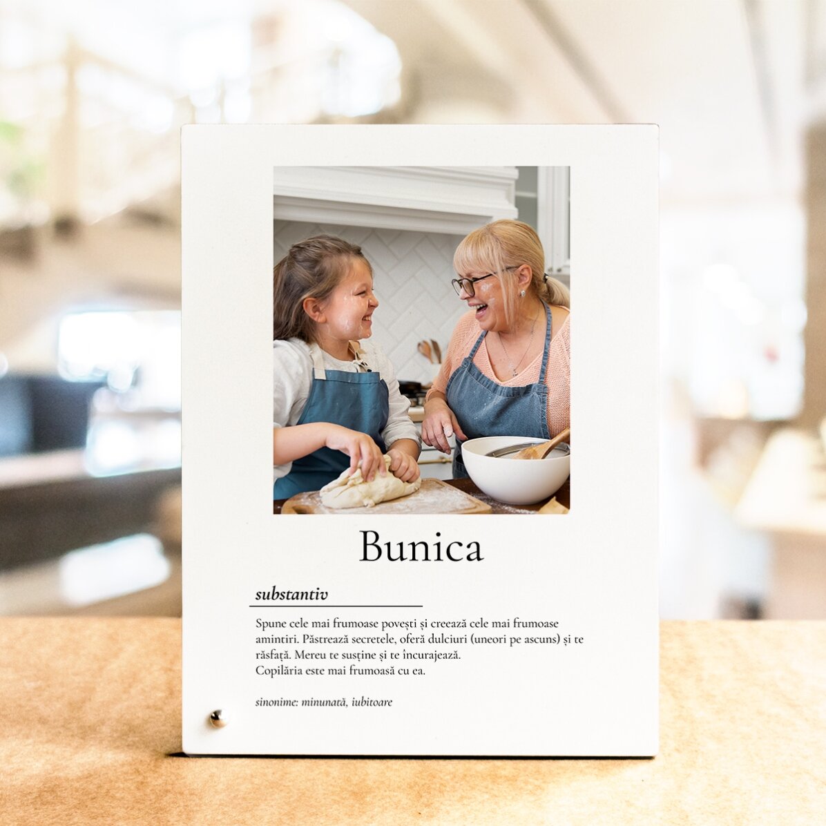 Personalisierter Fotorahmen für den Schreibtisch mit Foto und Text – Definition