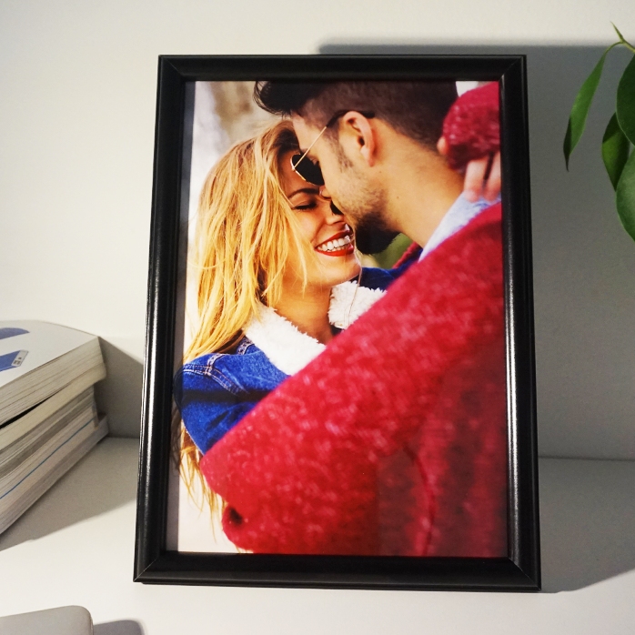 Individuell gestalteter Fotorahmen mit einem Foto – A4, Hochformat