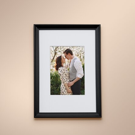 Individuell gestalteter Fotorahmen mit einem Foto – Passepartout im A4-Hochformat