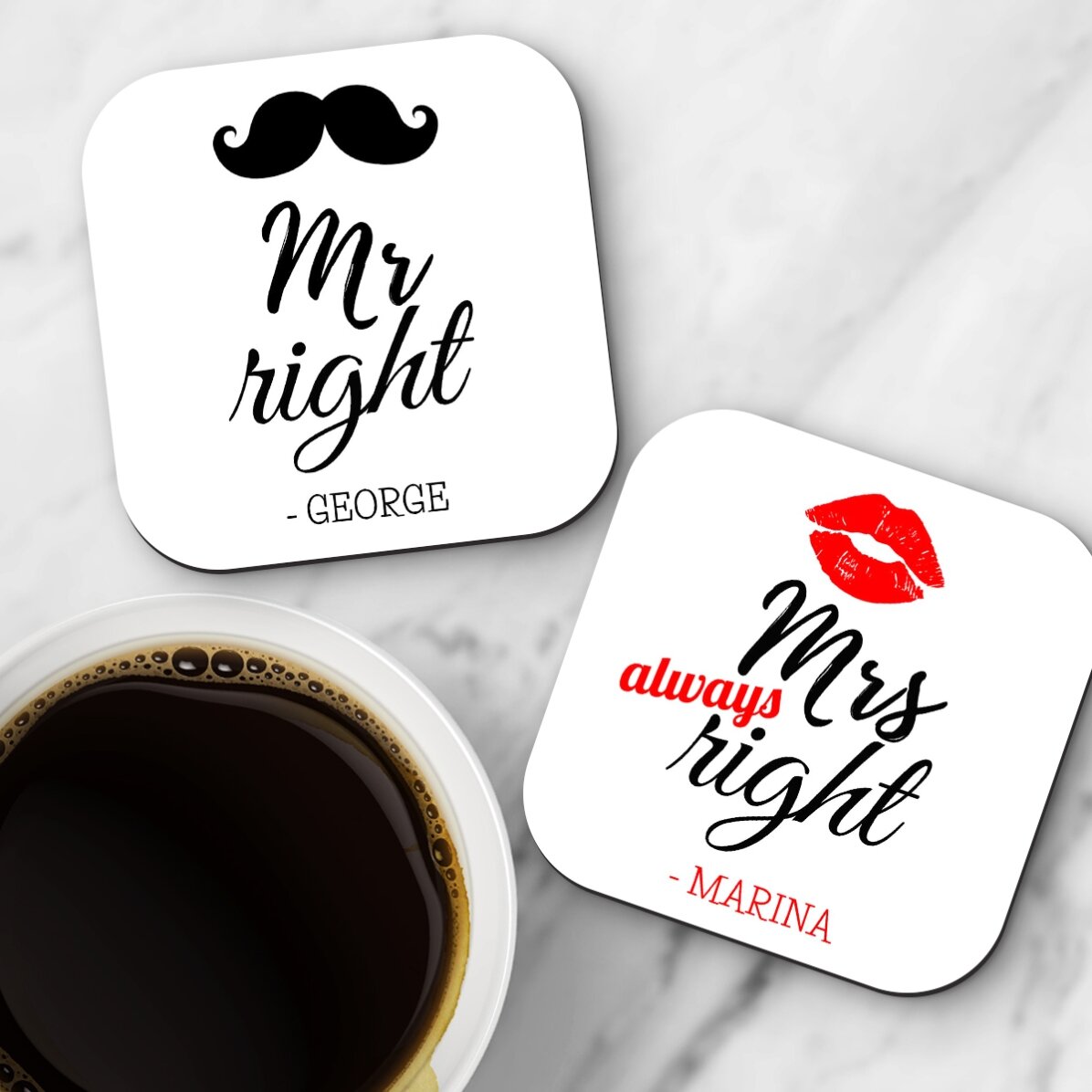 Set mit 2 personalisierten Untersetzern mit Text – Mr and Mrs Right