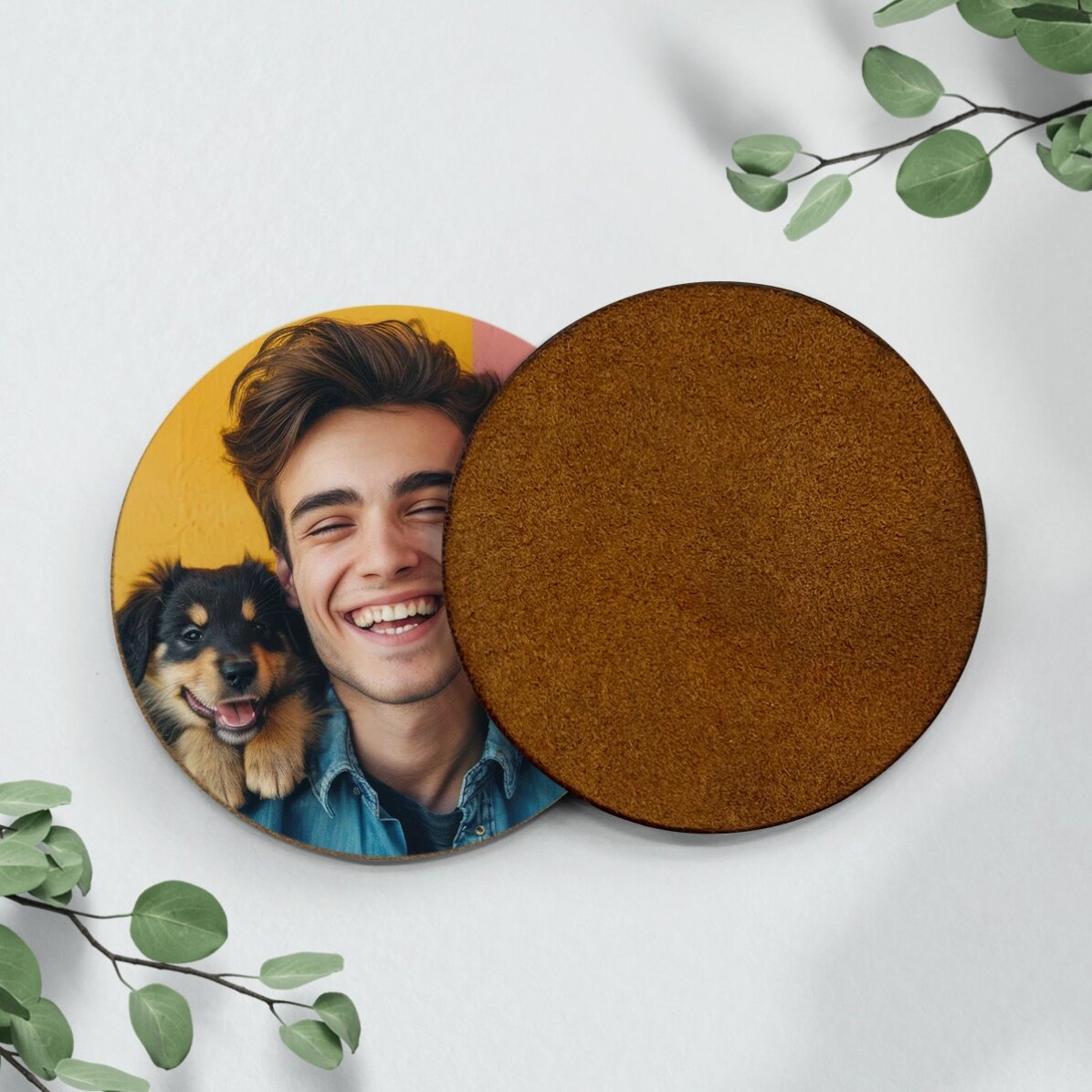 Personalisierter, farbiger Gläserhalter aus Leder mit Foto