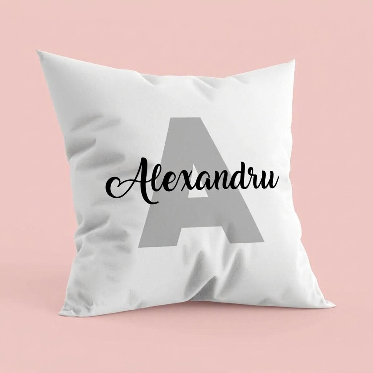 Personalisiertes Kissen mit Text – Initiale