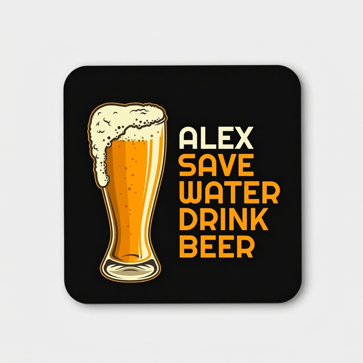 Personalisierter Gläserhalter mit dem Aufdruck „Save water, drink beer“
