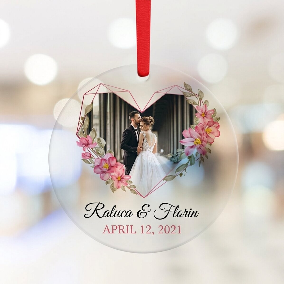 Individuell gestaltete runde Dekoration mit Text und Foto – Flower Frame