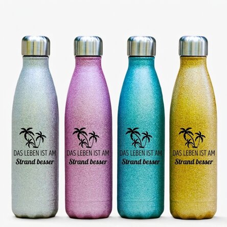 Personalisierte Glitzer-Thermoskanne mit Schriftzug – „Life is better at the beach“