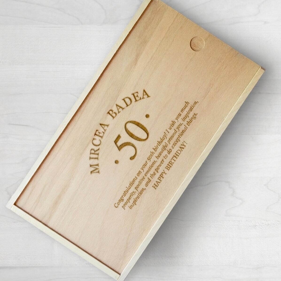 Personalisierte Geschenkbox aus Holz – Jubiläum