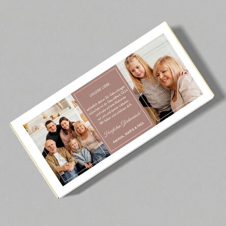 Personalisierte Schokolade mit zwei Fotos und einem Text – Glückwünsche zum Geburtstag