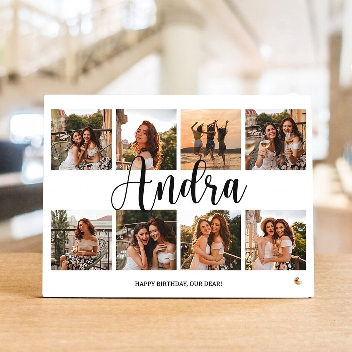 Personalisierter Fotorahmen für den Schreibtisch mit 8 Fotos und Text – Freude