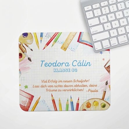 Individuell gestaltetes Mauspad mit Text – Back to School