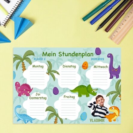 Individuell gestalteter Stundenplan mit Foto und Text – Dino