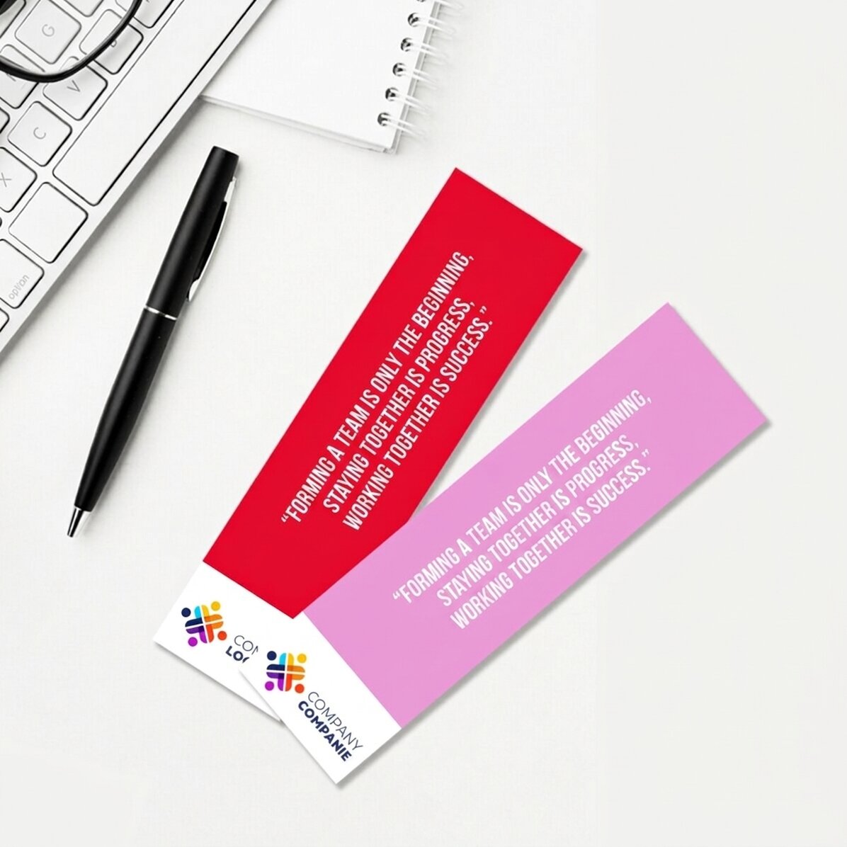 Personalisiertes Lesezeichen mit Text und Logo