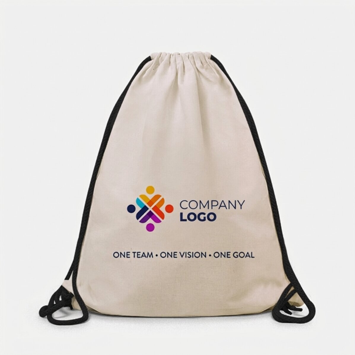 Individuell gestalteter Rucksack mit Logo und Text
