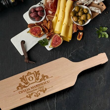 Customised bottle-shaped cheese chopping board - Premium chef
