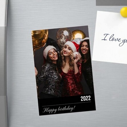 Individuell gestalteter Magnet (10 x 15 cm) mit Text und einem Foto – Happy New Year