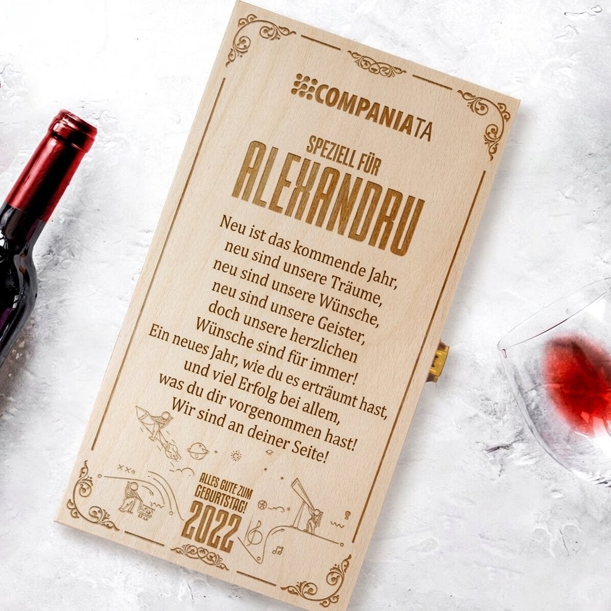 Personalisierte Weinkiste für zwei Flaschen Wein mit Logo und Grußtext – Herzlichen Glückwunsch zum 