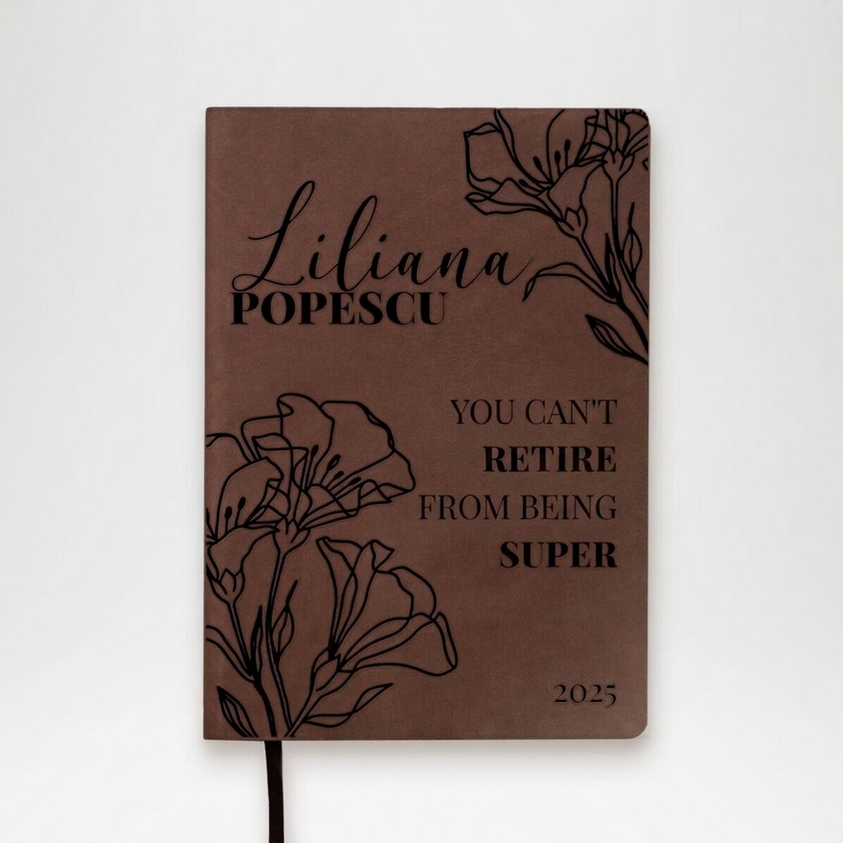 Personalisierter Lederkalender mit einer Botschaft zum Ruhestand und elegantem Design