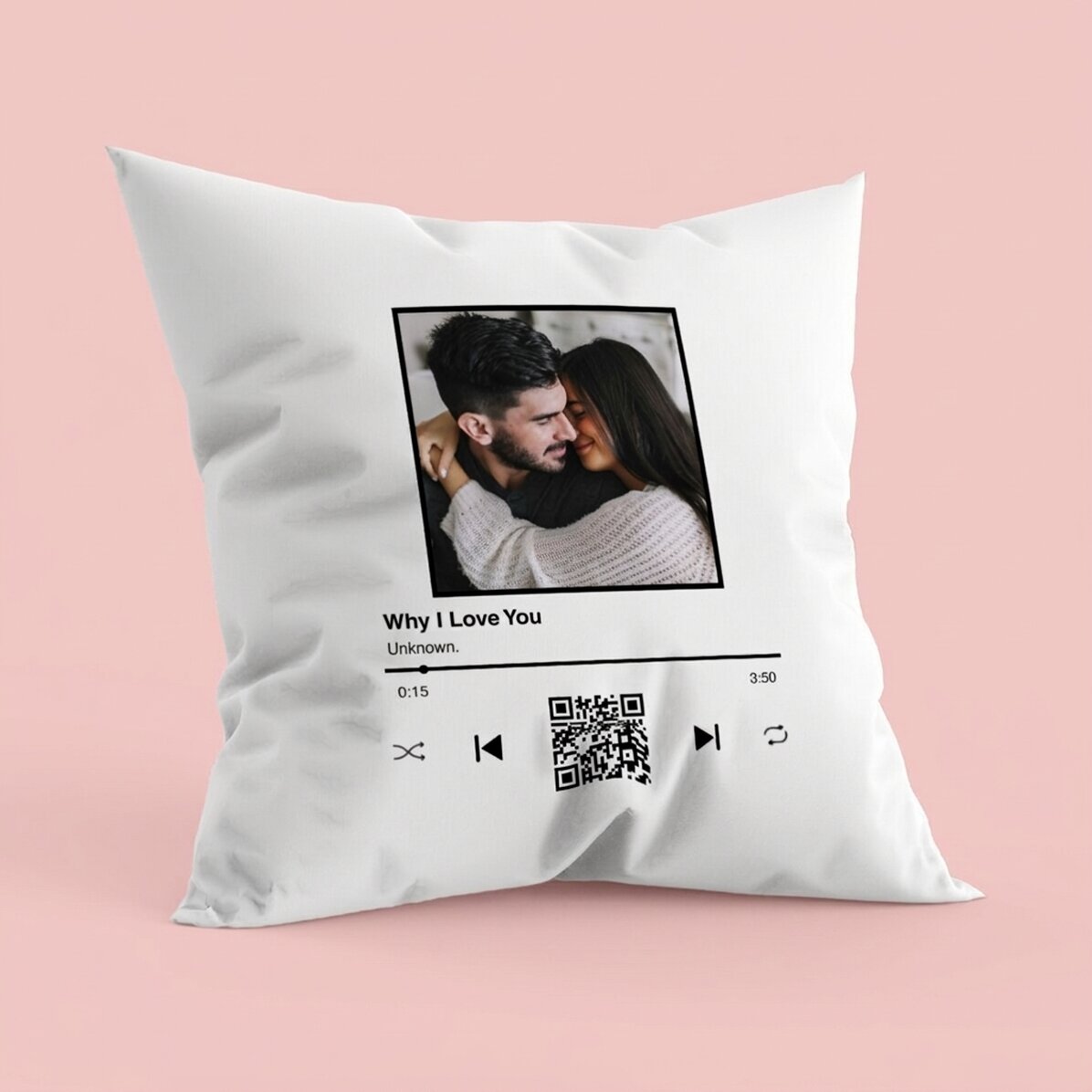 Personalisiertes Kissen mit Foto, Text und QR-Code – Unser Lied