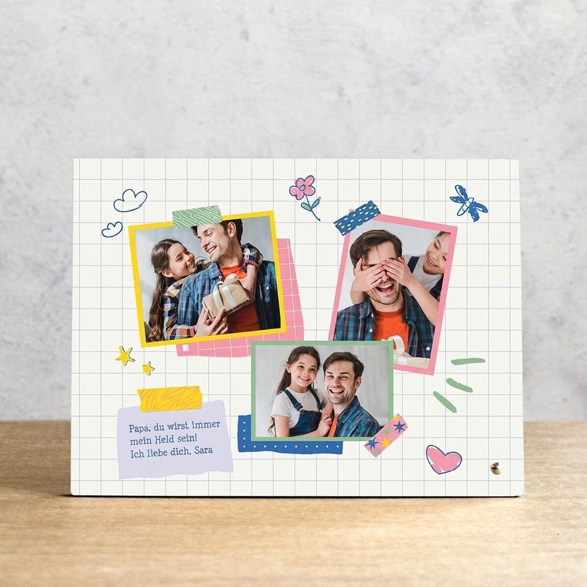 Personalisierter Fotorahmen für den Schreibtisch mit 3 Fotos und einer Botschaft – Papa, mein Held