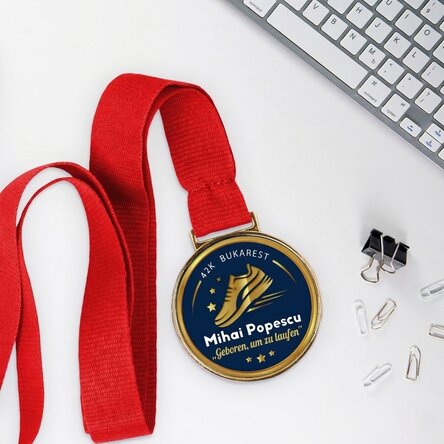 Personalisierte Medaille mit Text für Läufer