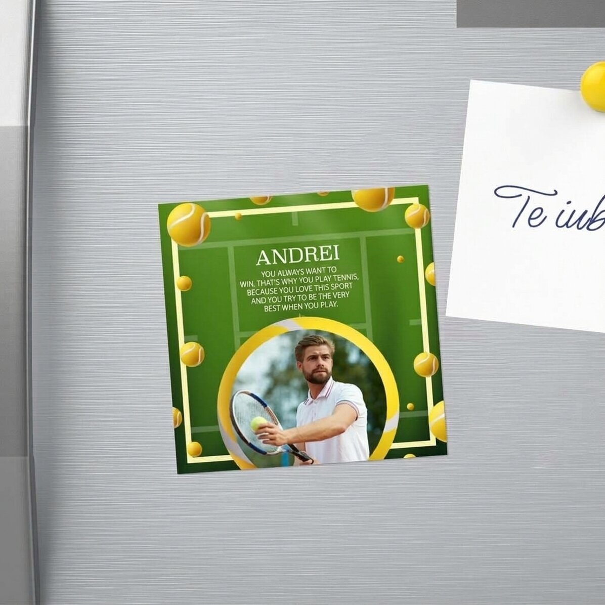 Individuell gestalteter Magnet 10x10 mit Foto und Text – Tennis
