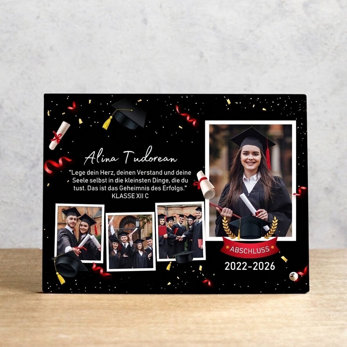 Personalisierter Fotorahmen für den Schreibtisch mit 4 Fotos und Text für Absolventen
