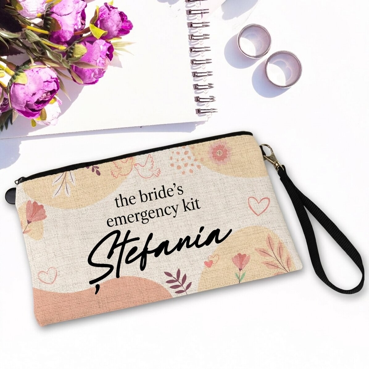 Personalisierte Accessoire-Tasche mit Text – Das Notfall-Set für die Braut