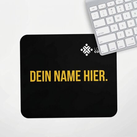 Individuell gestaltetes Mauspad mit Logo und Text in der Mitte