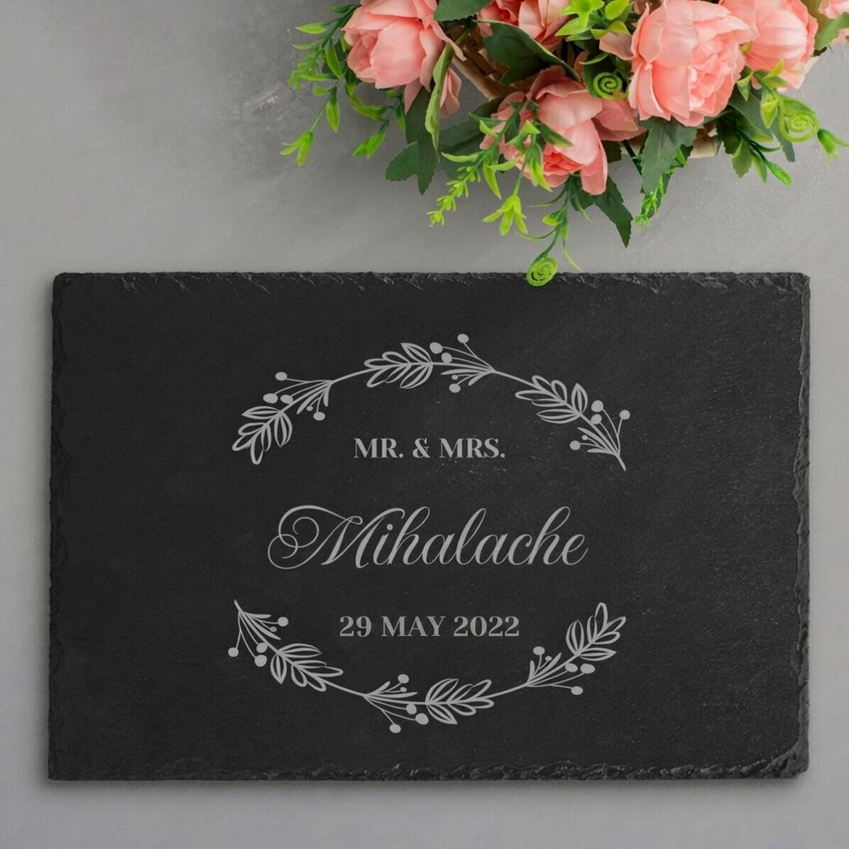 Individuell gravierte Schieferplatte mit Text – Hochzeit