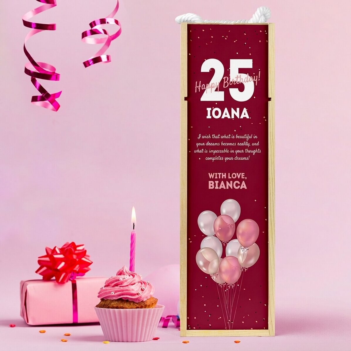 Personalisierte Weinkiste mit Text zum Geburtstag – Luftballons
