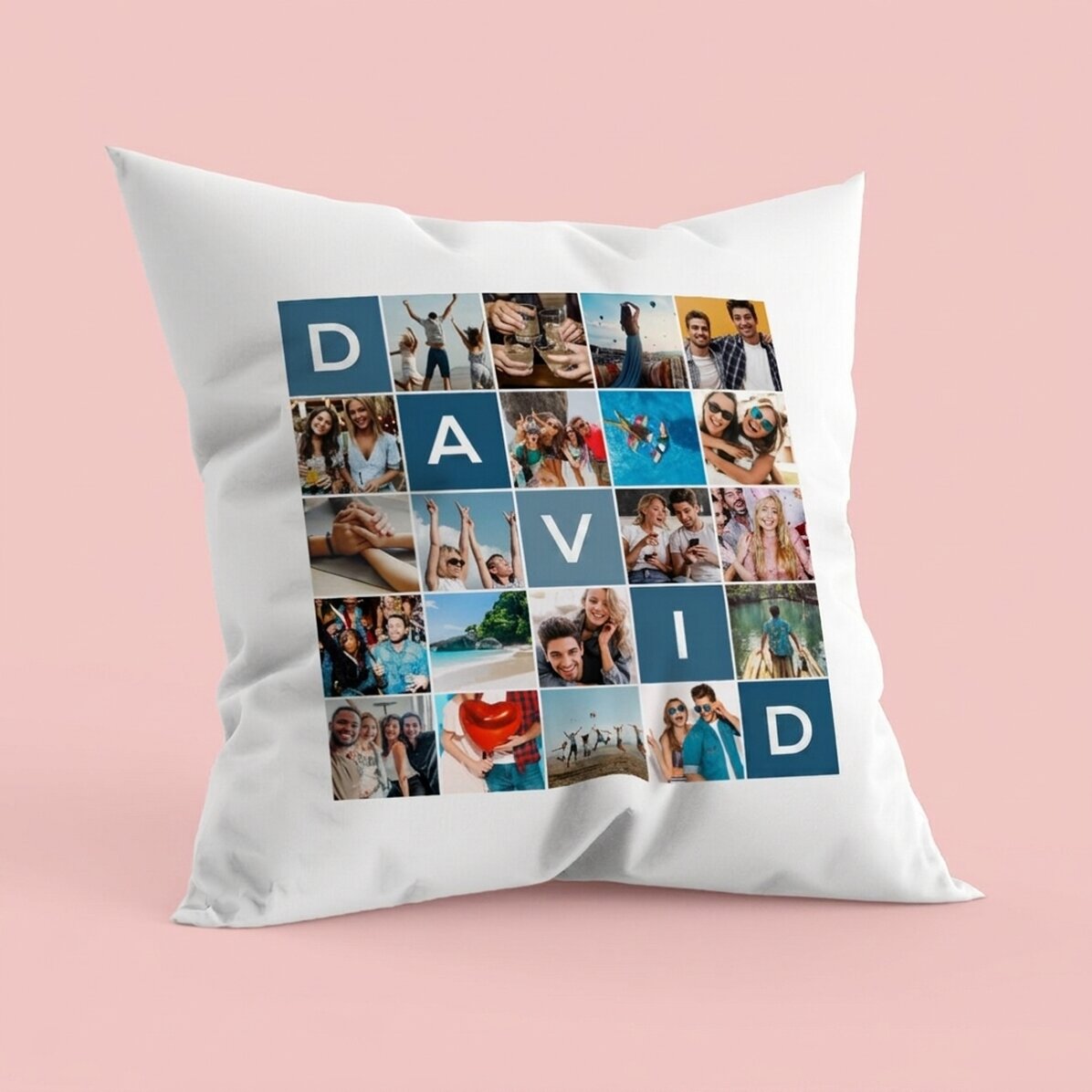 Personalisiertes Kissen mit 20 Fotos und einem Namen aus 5 Buchstaben